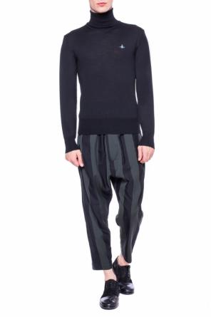 Golf z wyszytym logo, zdjęcie 2 Golf z wyszytym logo od Vivienne Westwood